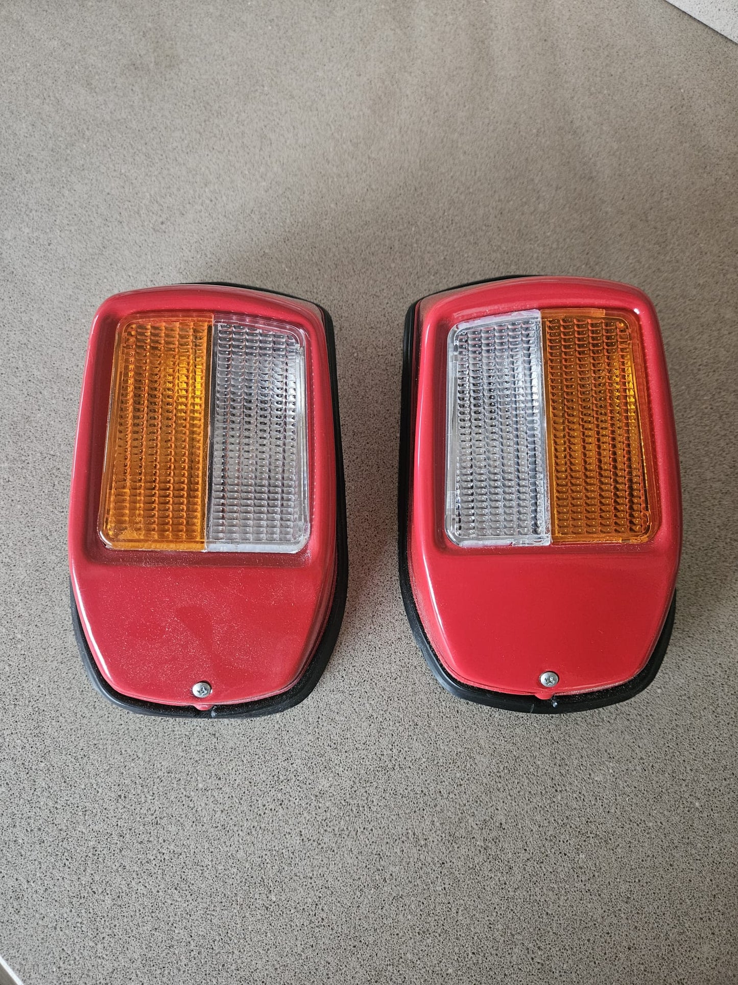 fanalini anteriori Steyr Plus