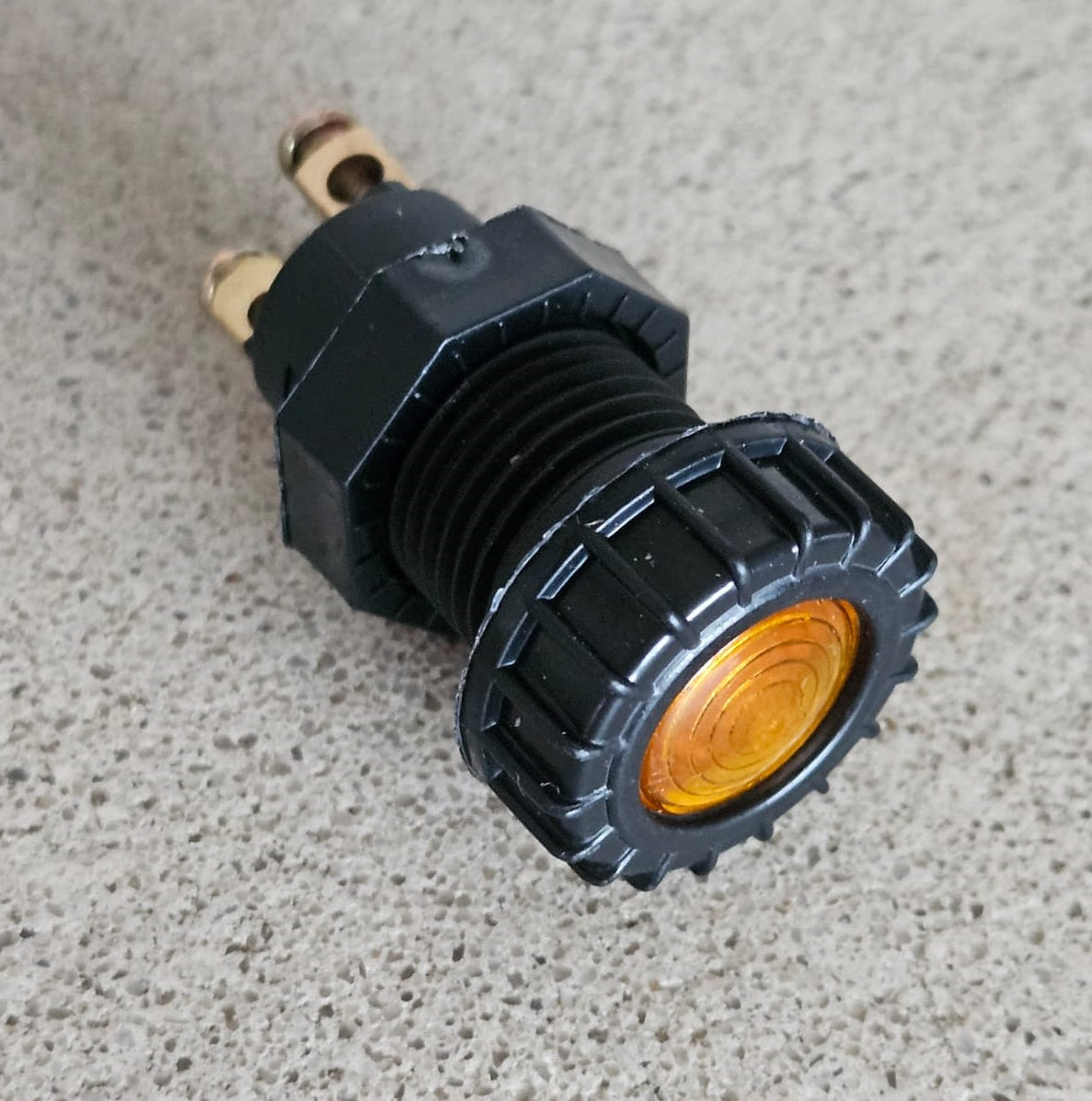 spia luminosa gialla