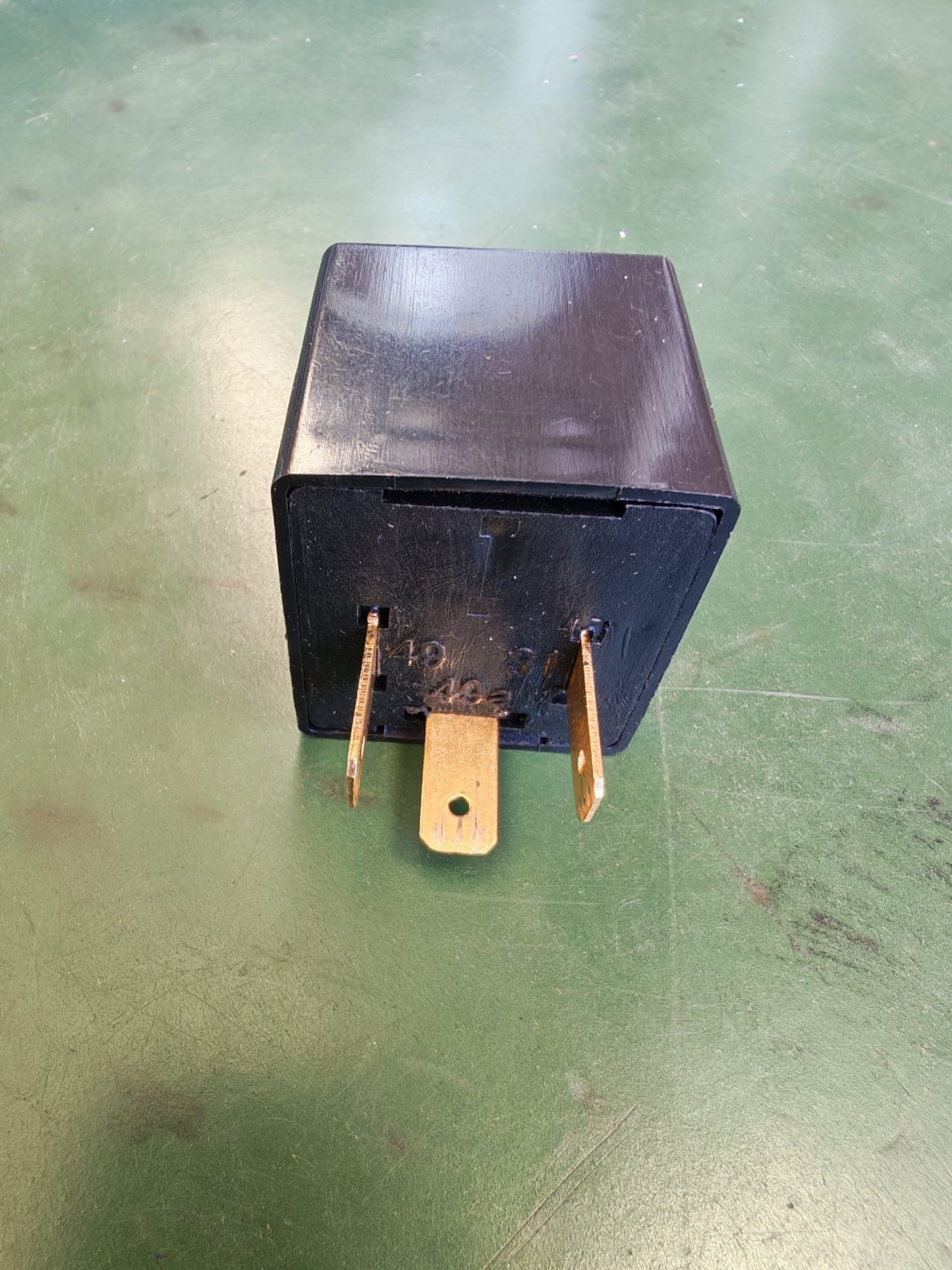 relè 3 pin per frecce